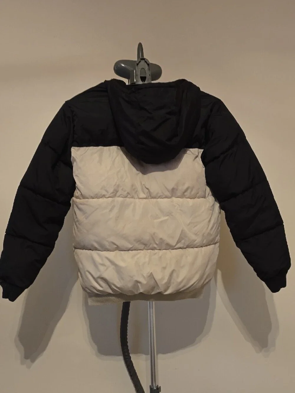 Old Navy Black and Cream Colorblock Puffer Jacket